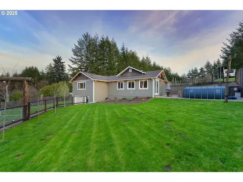93924 Norby Ln, Coos Bay, OR 97420