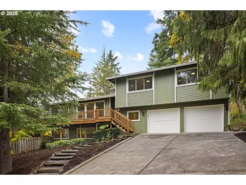 10030 SE Cleone Ct, Happy Valley, OR 97086