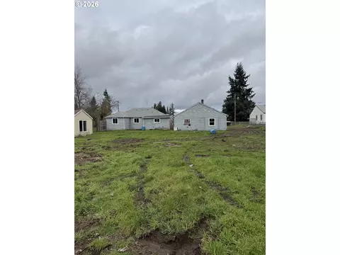 Exterior - 3820 Dove Ln, Eugene, OR 97402 photo 2 of 2