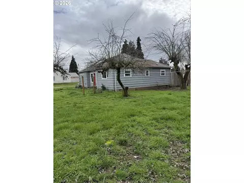 Exterior - 3820 Dove Ln, Eugene, OR 97402 photo 1 of 2