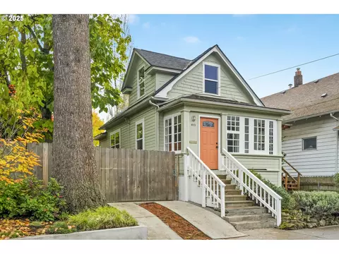 4113 NE 8th Ave, Portland, OR 97211