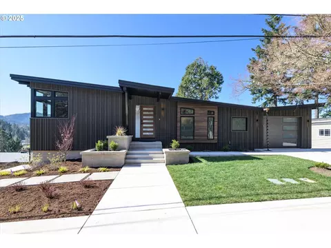 3680 Potter St, Eugene, OR 97405