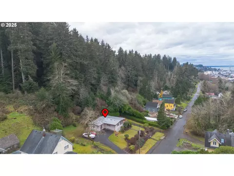 3715 Irving Ave, Astoria, OR 97103
