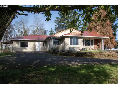 32007 S Palmer Rd, Molalla, OR 97038