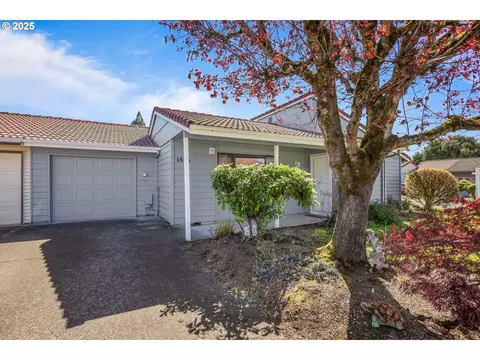 1616 N Johnson Dr, Newberg, OR 97132