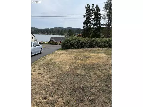 NE Johns Loop, Neotsu, OR 97364 photo 3