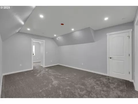 Other - 2132 Willona Dr, Eugene, OR 97408 photo 7 of 10