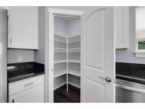 Other - 2132 Willona Dr, Eugene, OR 97408 photo 3 of 10