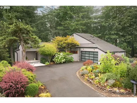 1555 SW Miller Ct, Gresham, OR 97080