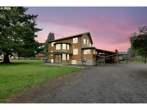 88365 Page Ln, Springfield, OR 97478