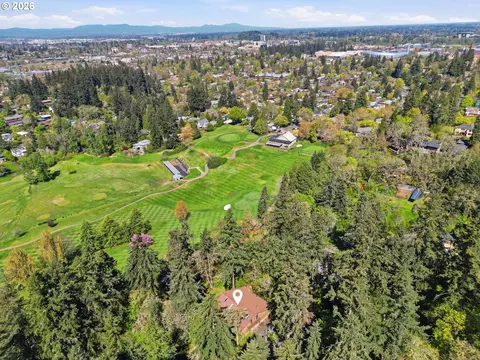 View/Area - 2804 Arline Way, Eugene, OR 97403 photo 3 of 3