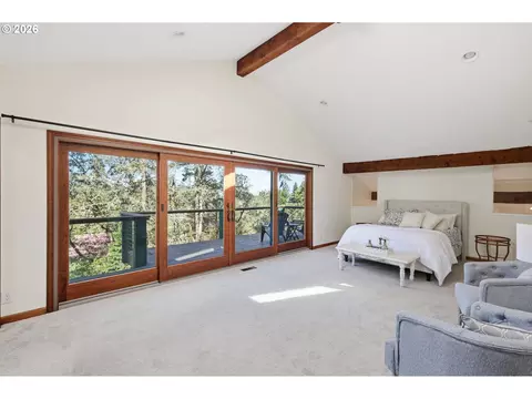 Bedroom - 2804 Arline Way, Eugene, OR 97403 photo 2 of 5