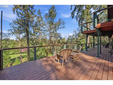 Exterior - 2804 Arline Way, Eugene, OR 97403 photo 5 of 10