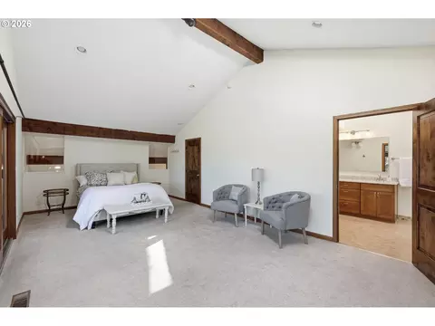 Bedroom - 2804 Arline Way, Eugene, OR 97403 photo 3 of 5