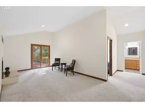 Living - 2804 Arline Way, Eugene, OR 97403 photo 3 of 3