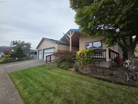 185 Littlebrook Ln, Roseburg, OR 97471