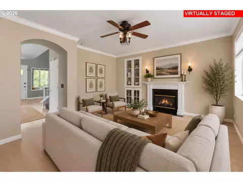Living - 1871 Heitzman Way, Eugene, OR 97402 photo 4 of 6