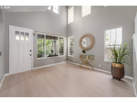 Entry Way - 1871 Heitzman Way, Eugene, OR 97402 photo 1 of 2