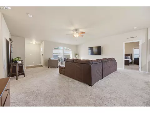 Living - 1282 E 3rd St #59, Lafayette, OR 97127 photo 1 of 4