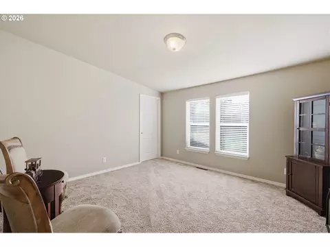 Bedroom - 1282 E 3rd St #59, Lafayette, OR 97127 photo 4 of 7