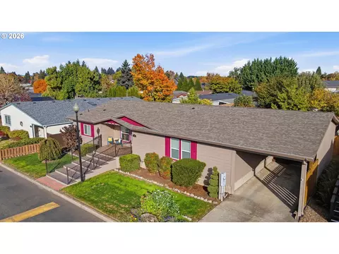 1282 E 3rd St #59, Lafayette, OR 97127