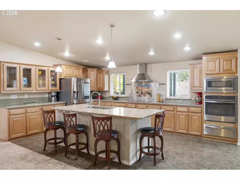 Kitchen - 1282 E 3rd St #59, Lafayette, OR 97127 photo 6 of 6