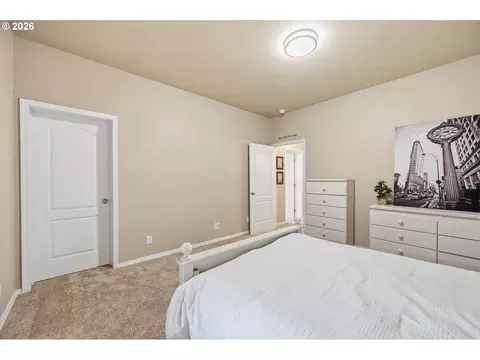 Bedroom - 1282 E 3rd St #59, Lafayette, OR 97127 photo 2 of 7