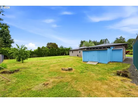 Exterior - 18121 SE Langensand Rd, Sandy, OR 97055 photo 4 of 6