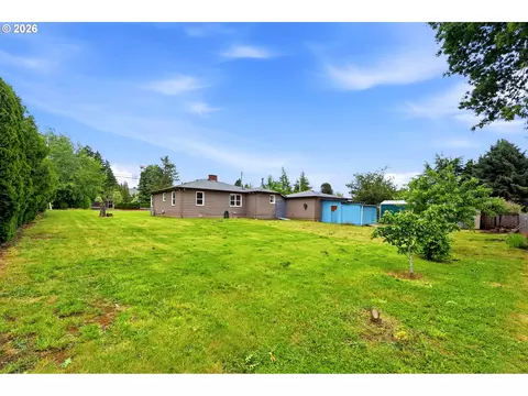 Exterior - 18121 SE Langensand Rd, Sandy, OR 97055 photo 2 of 6