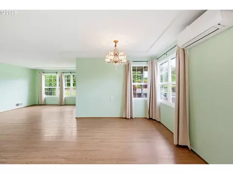 Living - 18121 SE Langensand Rd, Sandy, OR 97055 photo 3 of 4