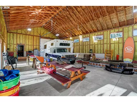 Exterior - 32365 N Fork Rd, Lyons, OR 97358 photo 11 of 13