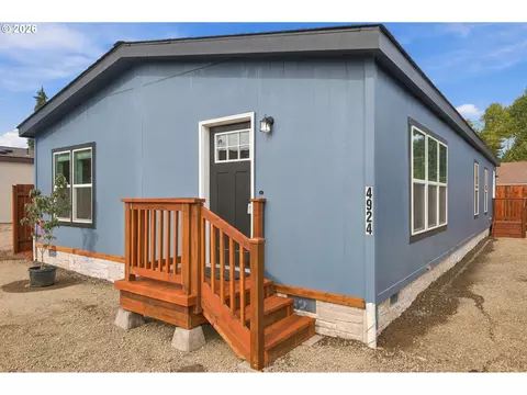Other - 4924 E St, Springfield, OR 97478 photo 4 of 10