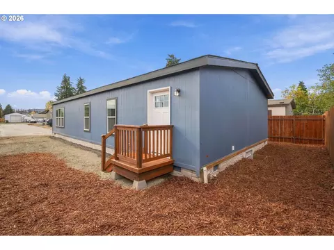 Other - 4924 E St, Springfield, OR 97478 photo 9 of 10