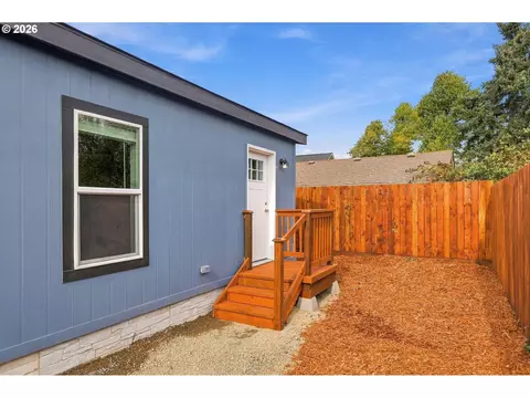 Other - 4924 E St, Springfield, OR 97478 photo 8 of 10