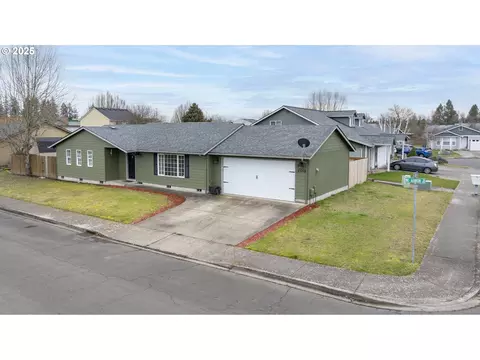 2550 NE Aaron Dr, Mcminnville, OR 97128