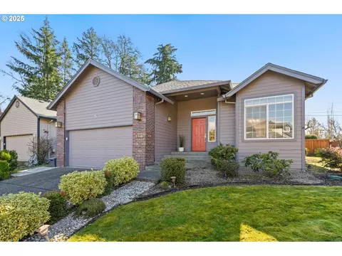 5140 NE Molly St, Hillsboro, OR 97124