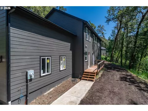 Other - 492 Terrace Dr, Glide, OR 97443 photo 6 of 7