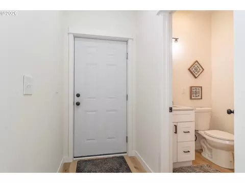 Entry Way - 492 Terrace Dr, Glide, OR 97443 photo 4 of 6
