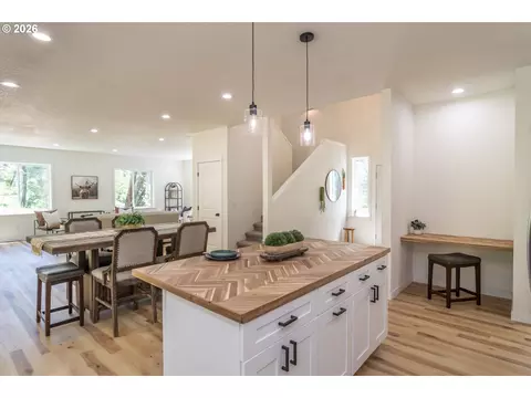 Kitchen - 492 Terrace Dr, Glide, OR 97443 photo 1 of 6