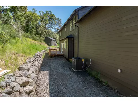 Exterior - 492 Terrace Dr, Glide, OR 97443 photo 7 of 7