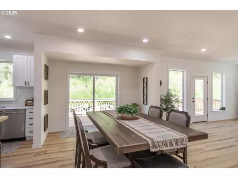 Dining - 492 Terrace Dr, Glide, OR 97443 photo 3 of 5