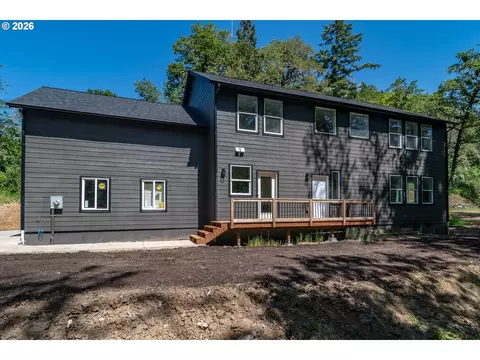 Exterior - 492 Terrace Dr, Glide, OR 97443 photo 1 of 7