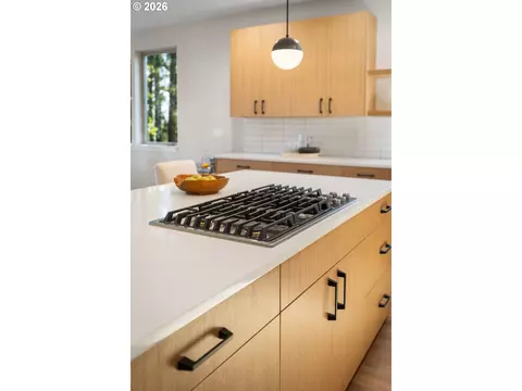 Kitchen - 2969 Capital Dr, Eugene, OR 97403 photo 3 of 6