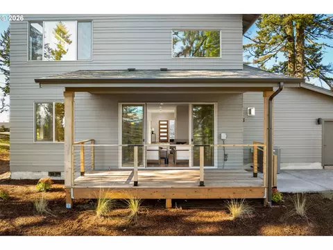 Exterior - 2969 Capital Dr, Eugene, OR 97403 photo 5 of 6