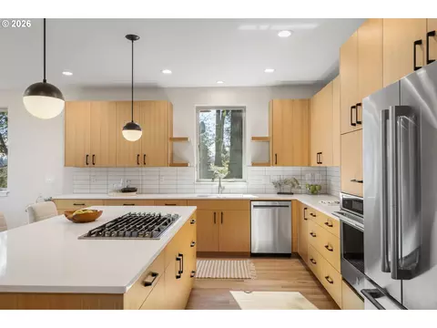 Kitchen - 2969 Capital Dr, Eugene, OR 97403 photo 2 of 6