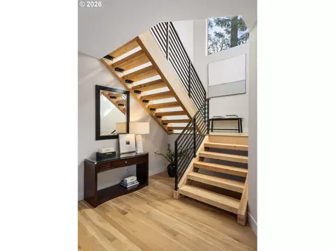 Entry Way - 2969 Capital Dr, Eugene, OR 97403 photo 5 of 7