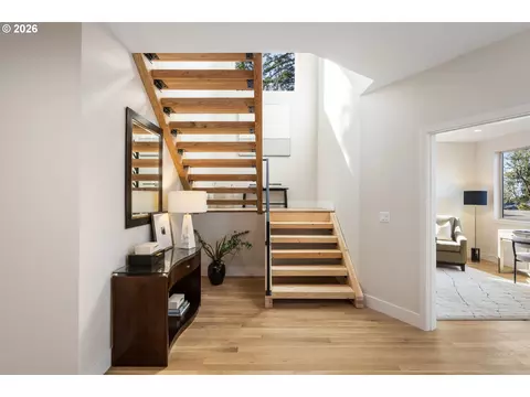 Entry Way - 2969 Capital Dr, Eugene, OR 97403 photo 4 of 7