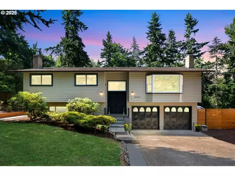 16760 S Fawn Dr, Oregon City, OR 97045