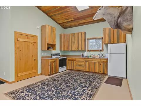 Kitchen - 711 H Ave, Powers, OR 97466 photo 2 of 2