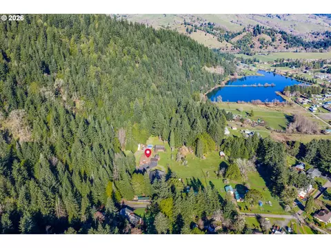 View/Area - 711 H Ave, Powers, OR 97466 photo 2 of 3